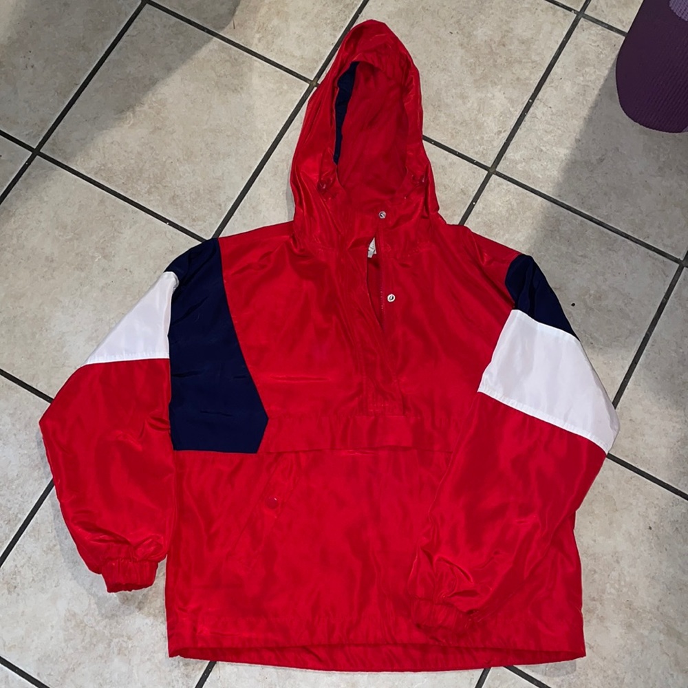 Pullover windbreaker
